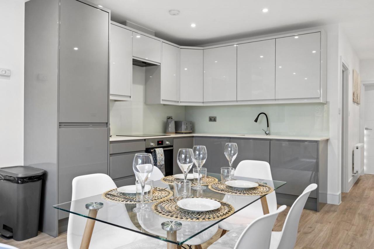Apartament Star London Vivian Avenue 2-Bed Retreat With Garden The Hyde Zewnętrze zdjęcie